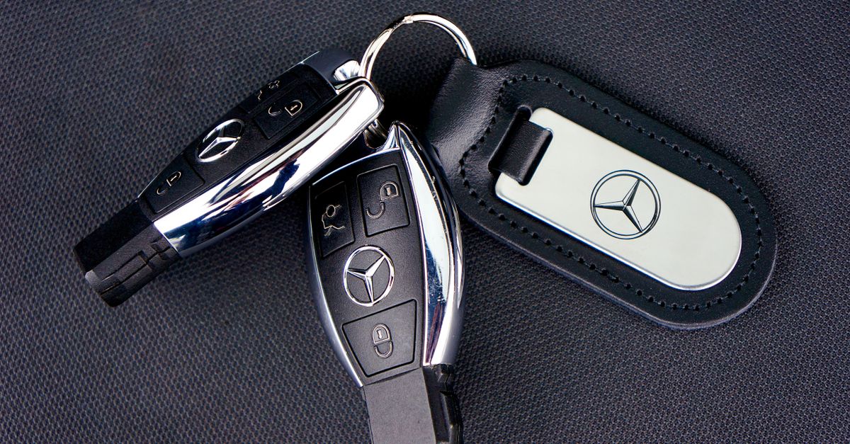 Nissan car key fob — Glen Head Locksmith