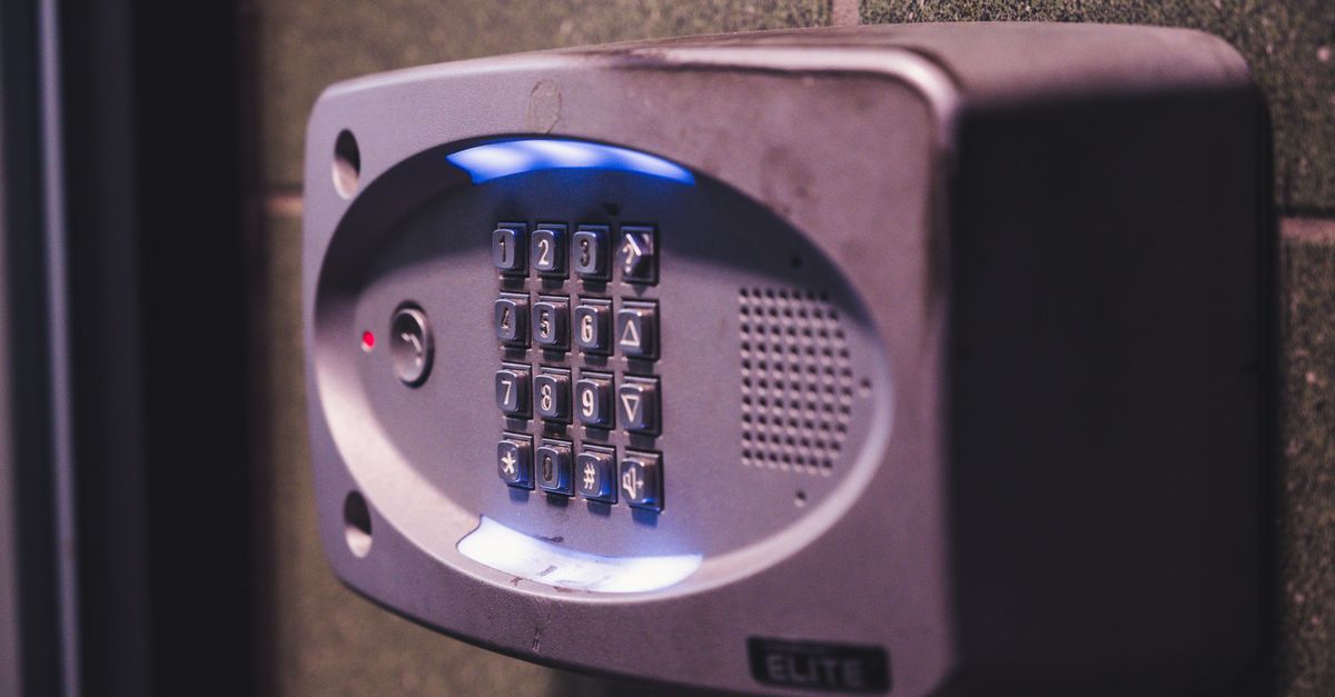 home security lock door — Glen Head Locksmith