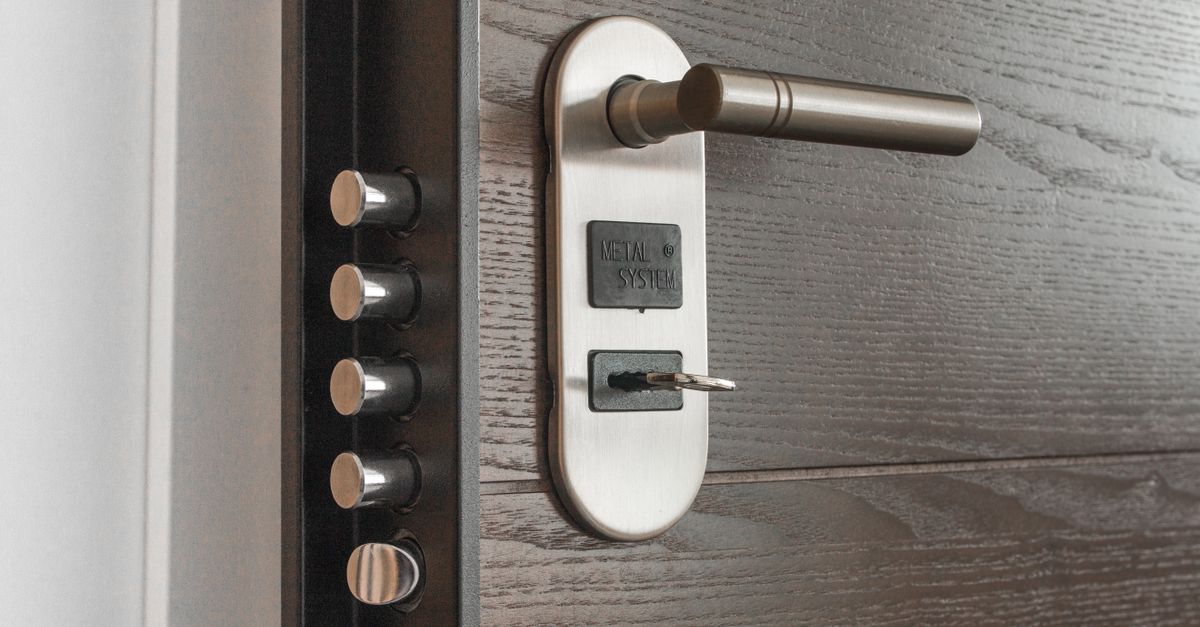 home security lock door — Glen Head Locksmith