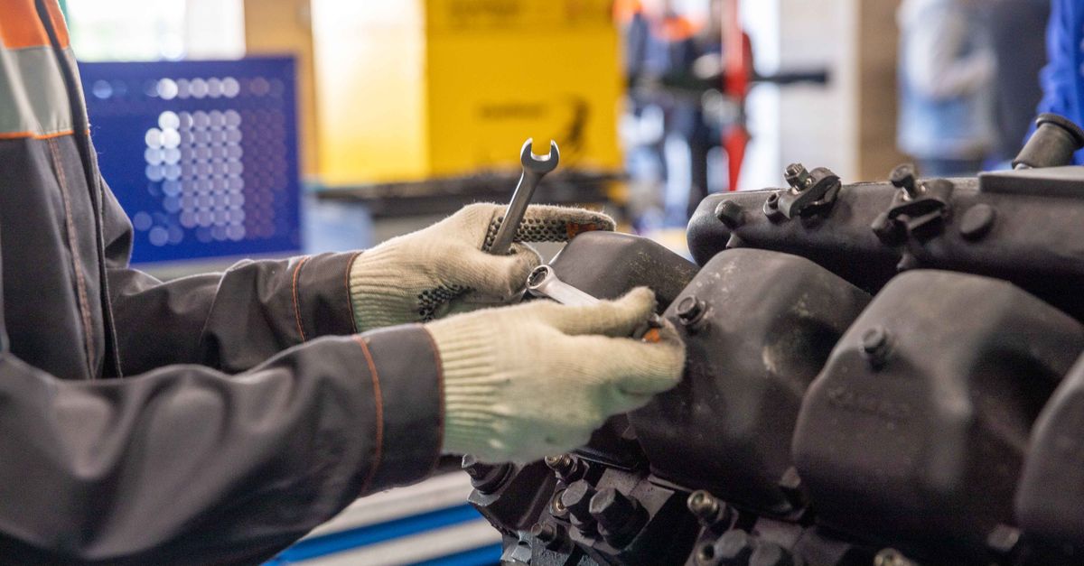 locksmith service technician — Glen Head Locksmith