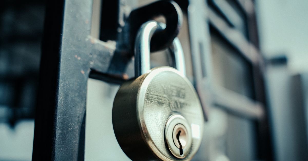 home security lock door — Glen Head Locksmith